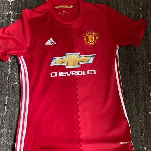 Manchester United 16/17 Home Jersey - Picture 1 of 4